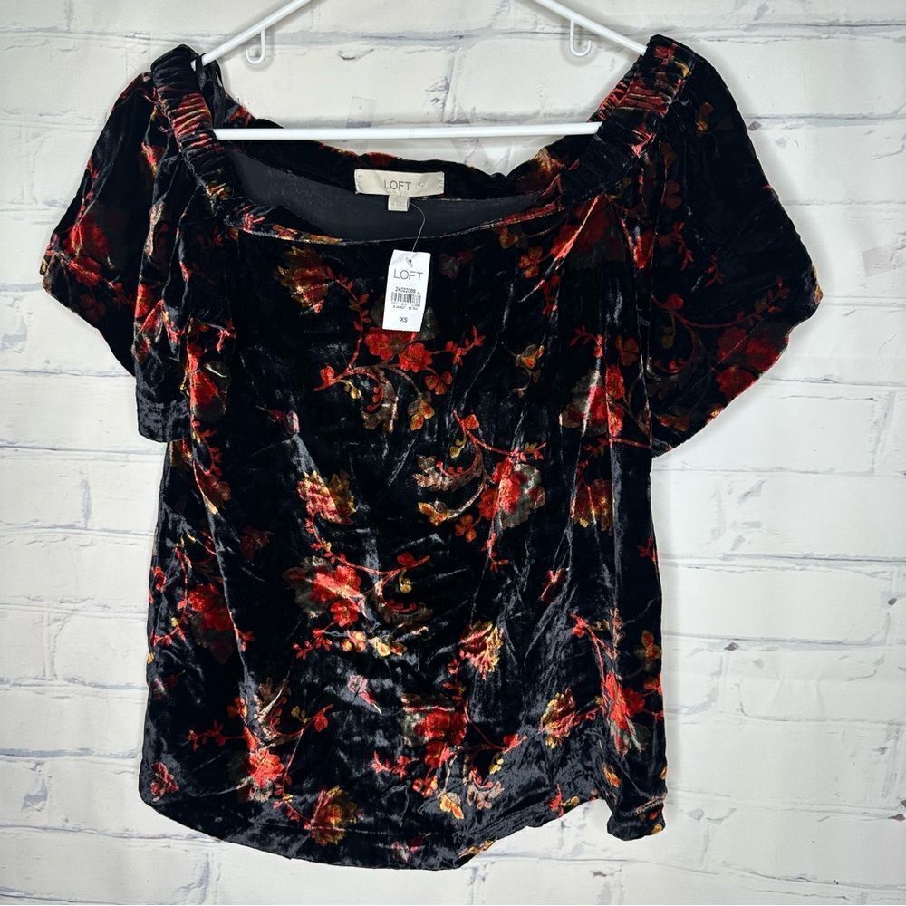 Loft XS Top - Brand New with Tags!